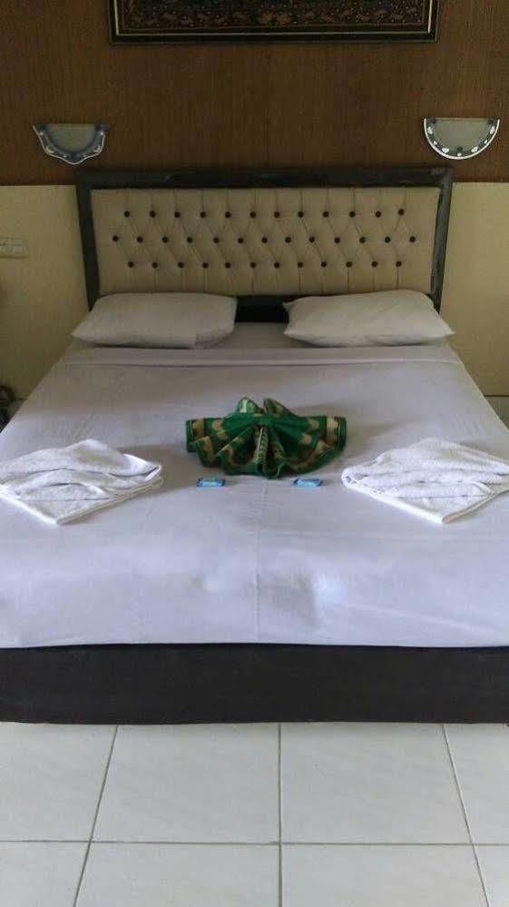 Hotel Yuriko Bukittinggi Kültér fotó